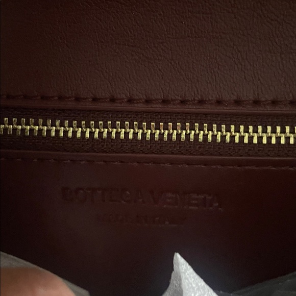 Bottega Veneta wine burgundy andiamo clutch Vegan leather - Picture 6 of 9